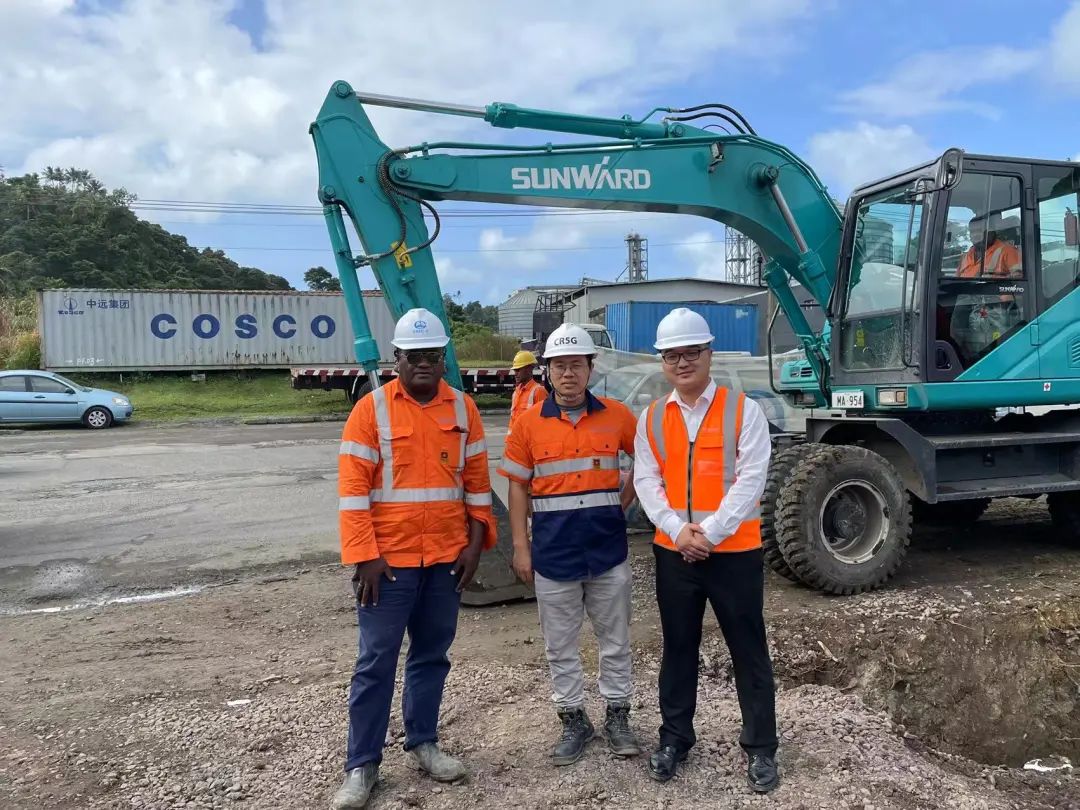 “山河绿”迈向南太平洋岛，轮挖助力斐济基础设施建设