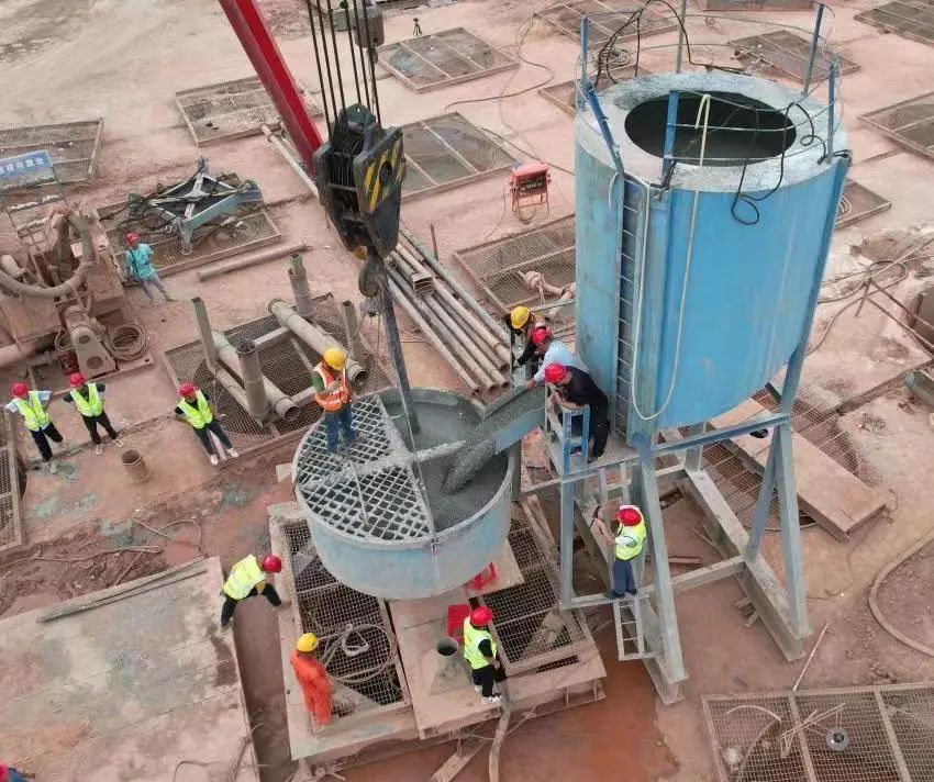 超级“桩”备实力亮剑！携手武汉乐成建设攻克燕矶长江大桥复杂地层施工难题