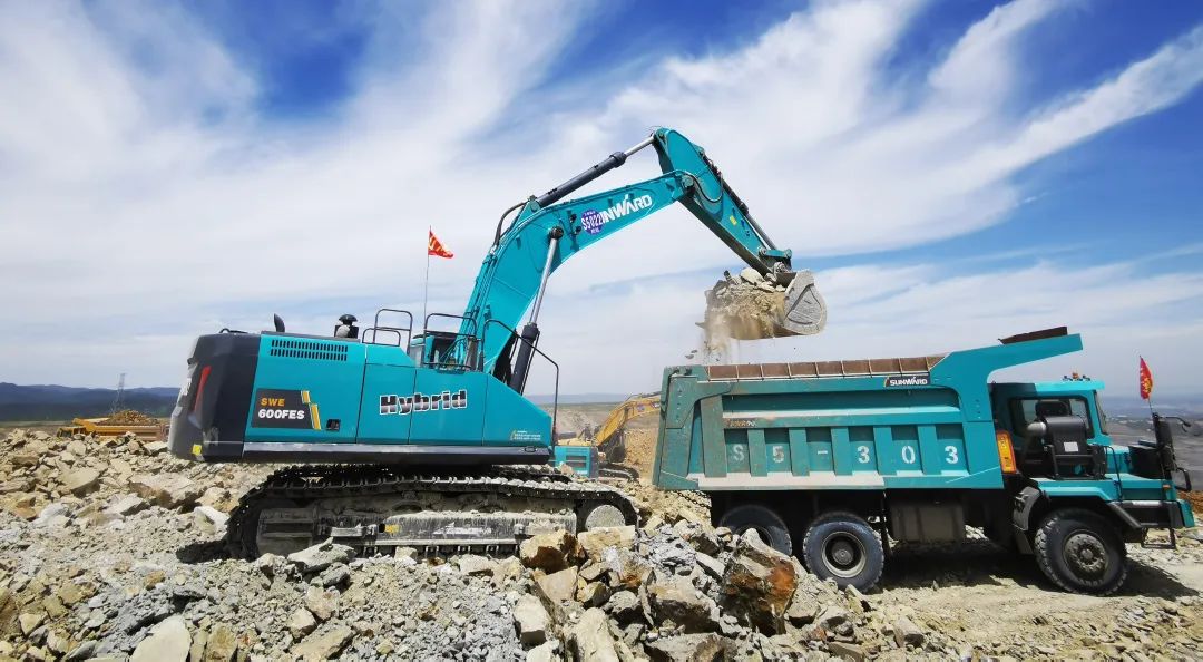 为实现“双碳”目标贡献力量！混合动力挖掘机项目入围又一全国重要赛事总决赛