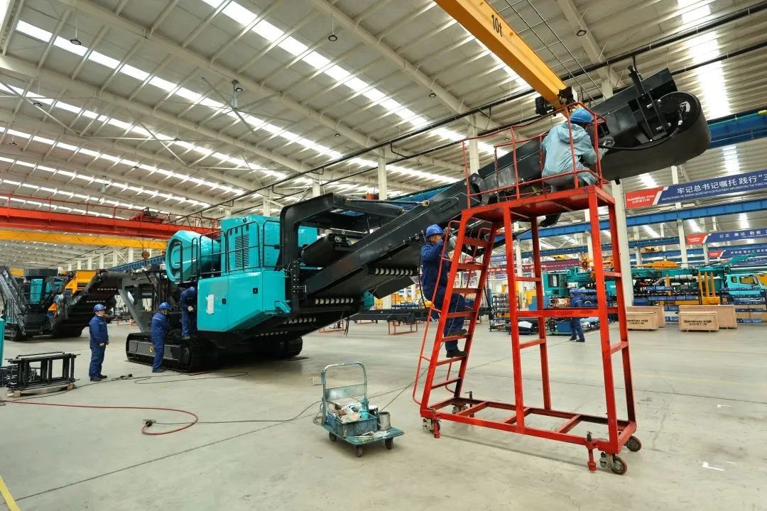 莫道君行早，更有早行人！癸卯兔年开工大吉