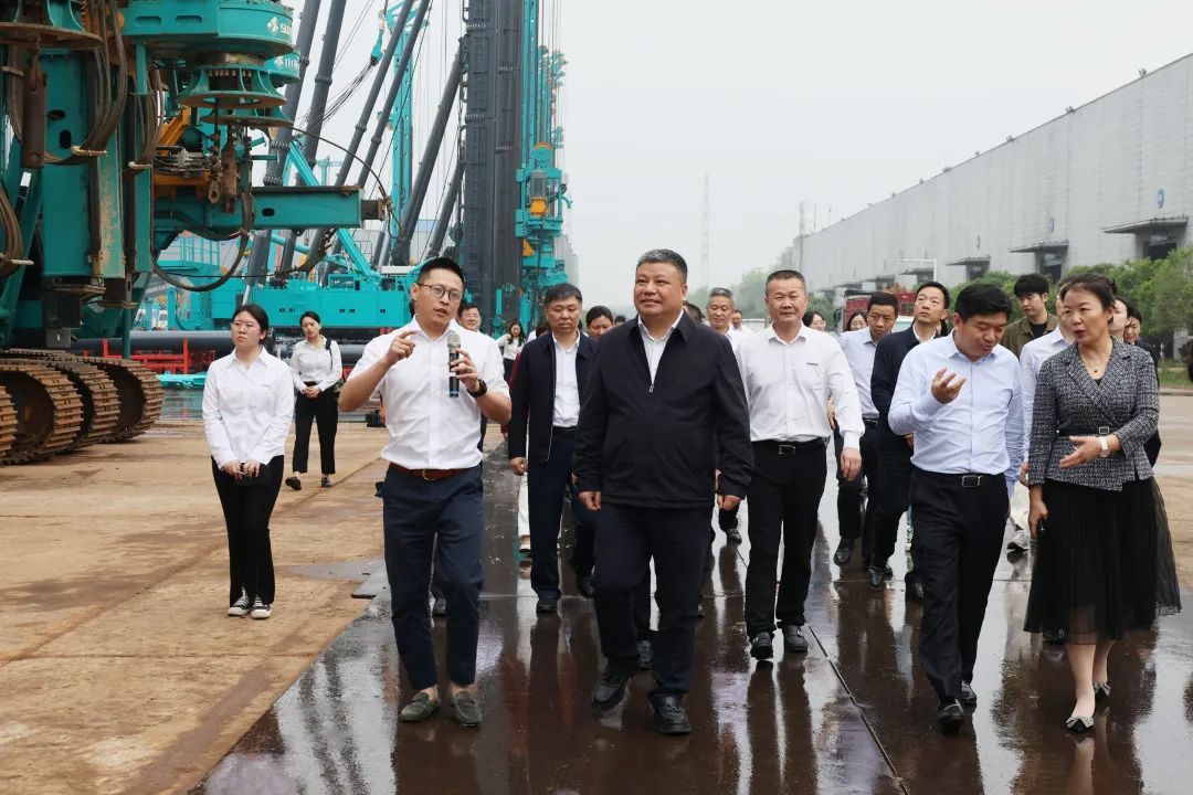 长沙市政协主席陈刚调研