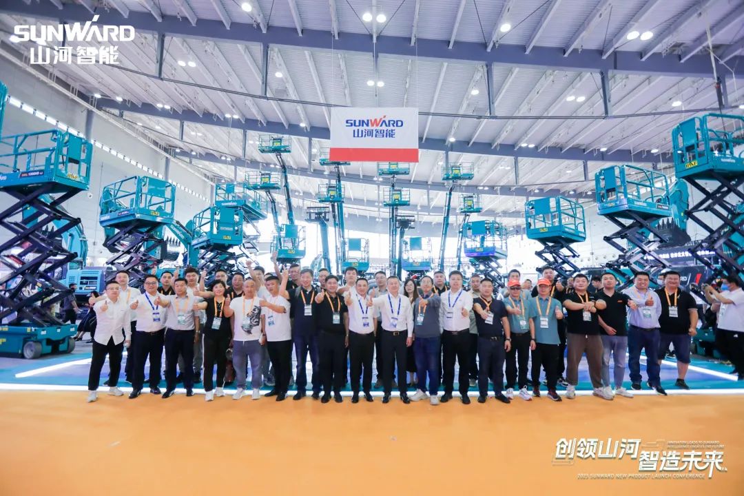 聚焦电动化、智能化！全系列高空机械产品亮相长沙展