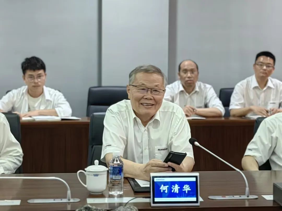 中国科学院院士陈十一率队到访