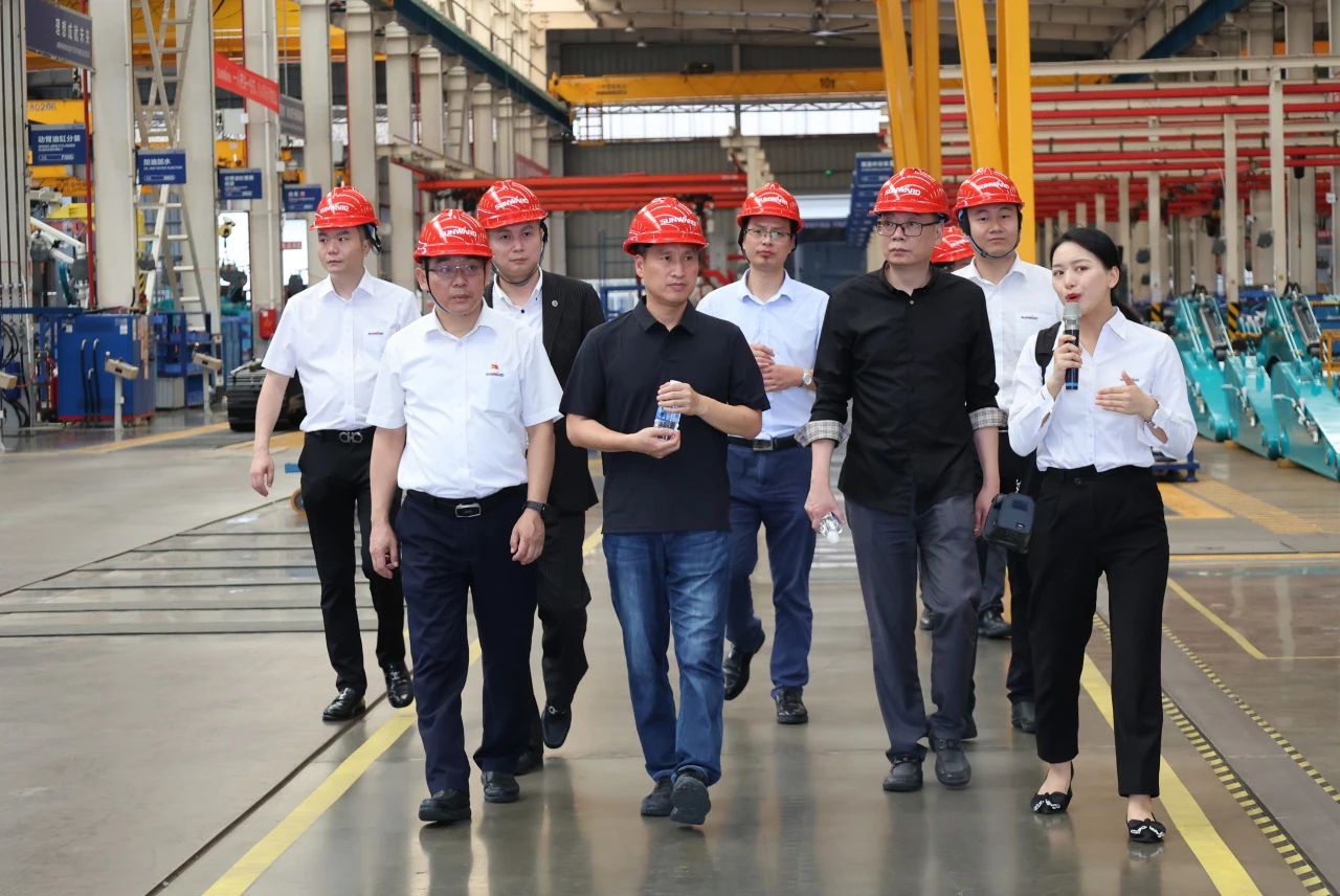 永青科技集团董事长胡晓东带队到访
