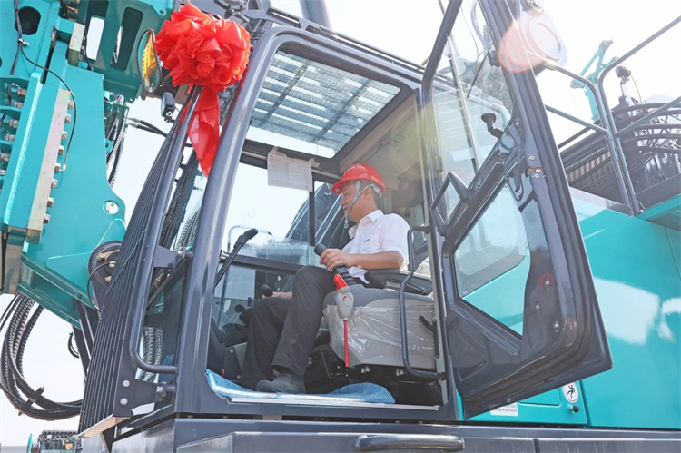 桩工机械再添强将！SWDM800H旋挖钻机顺利下线