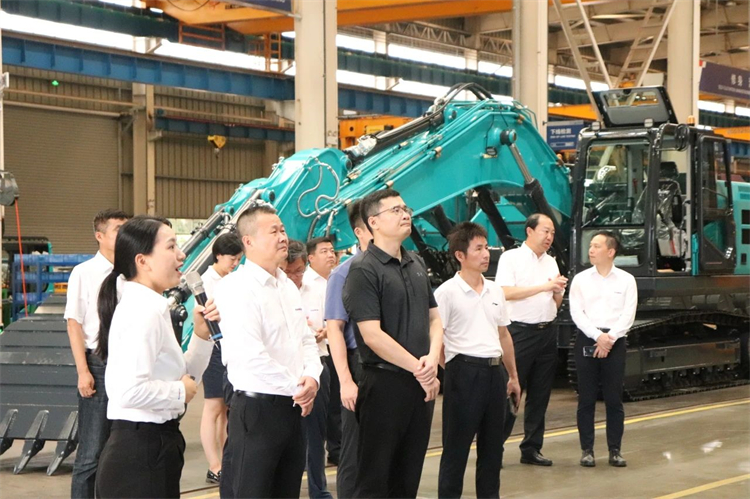 国家应急管理部救援协调和预案管理局副局长颜彬一行调研