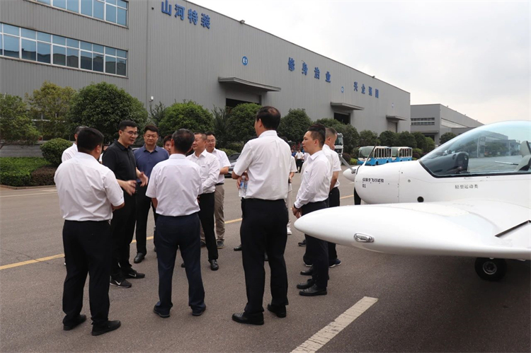 国家应急管理部救援协调和预案管理局副局长颜彬一行调研