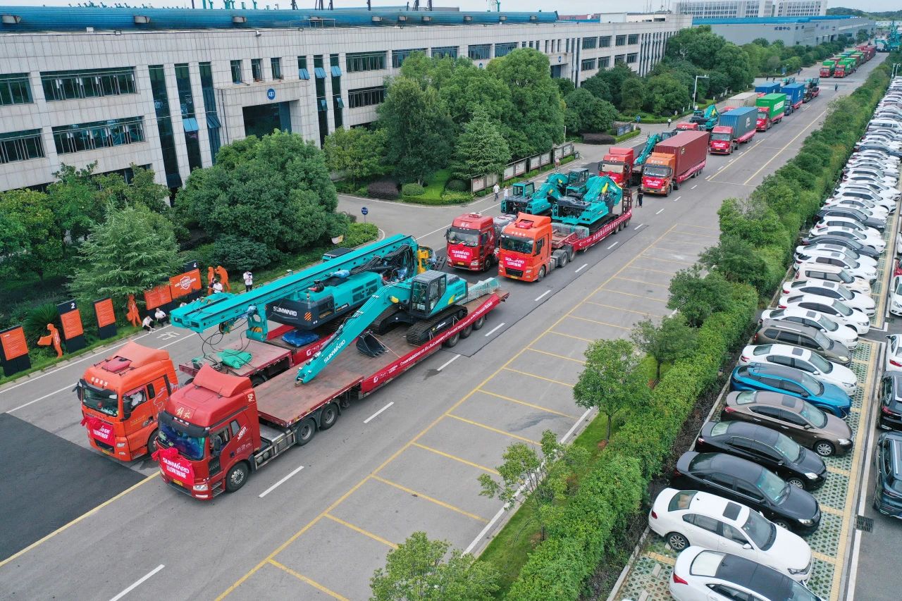 持续进军国际市场！近百台设备集中发货