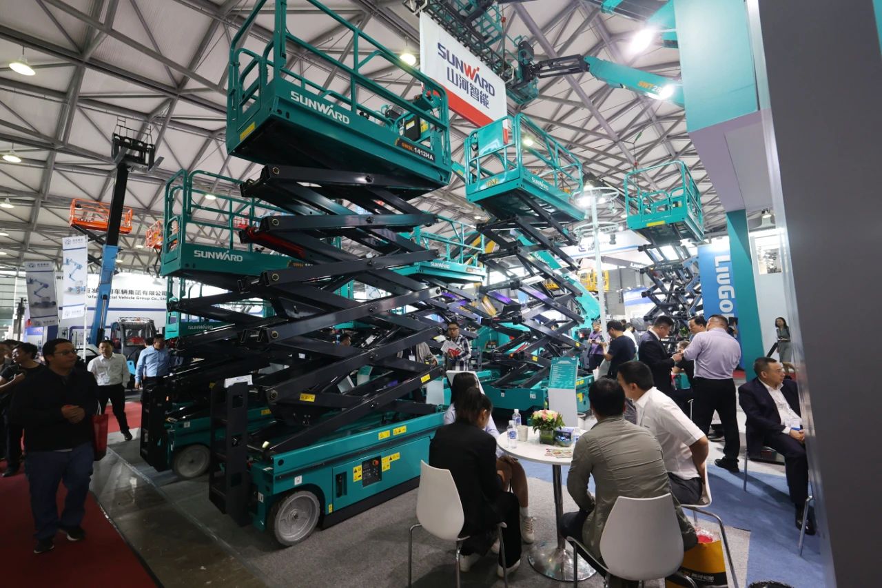 精品出击，闪耀魔都！全系列高空机械亮相2023亚洲国际高空展