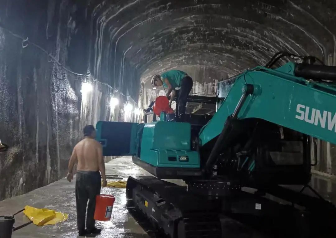 售后服务：全力以赴，赋予机器生命与活力