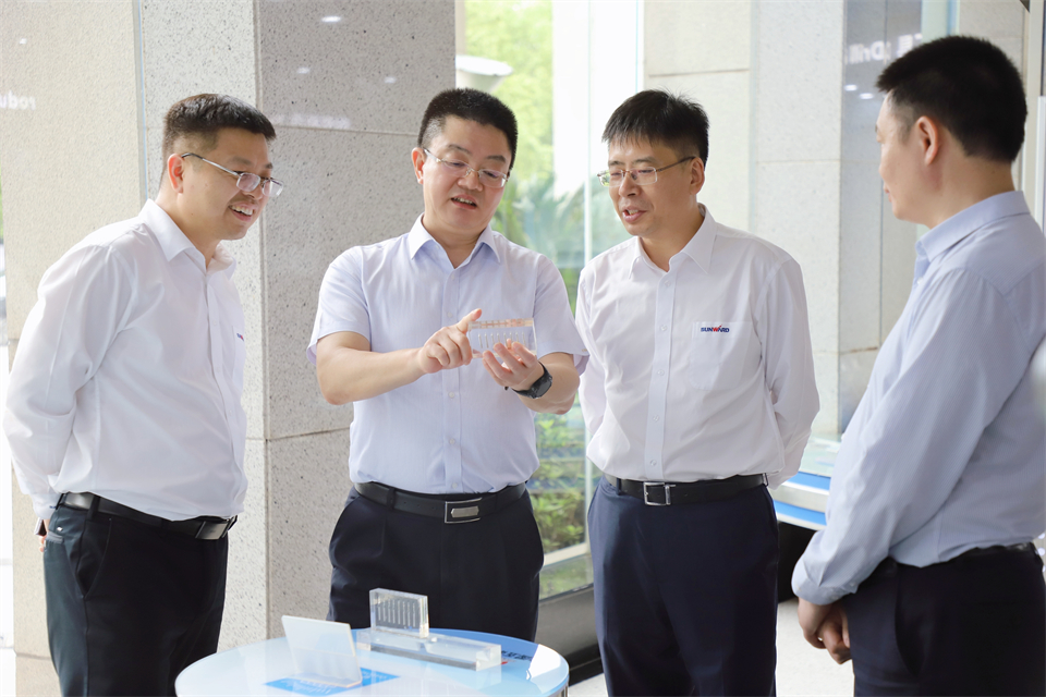 “双向奔赴 合作共赢”与中钨高新签订战略合作协议