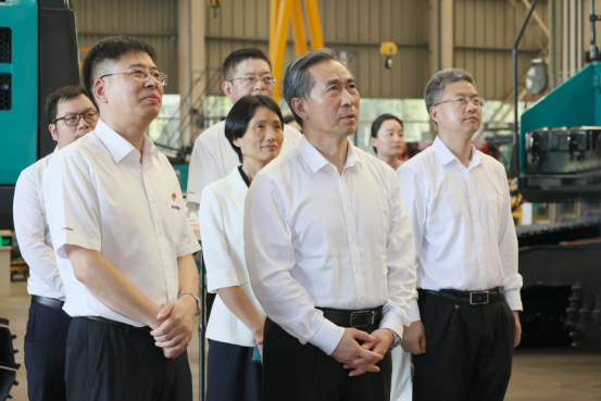 中国贸促会会长任鸿斌调研