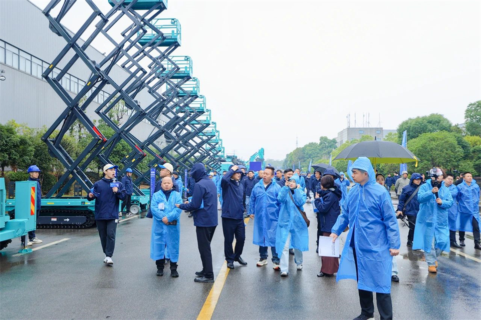 创新引领价值，理想成就未来！25周年庆典暨全球客户节隆重举办