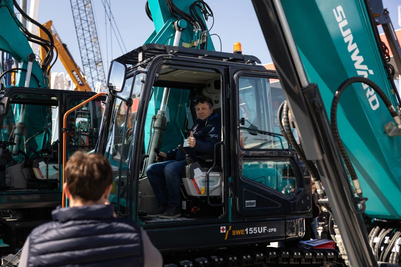 董事长付向东：以绿色智造与全球战略解锁中国工程机械的进阶密码