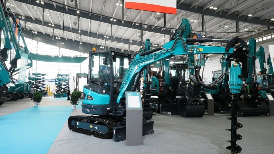 2025 CICEE | 从单一工具迈向多元化解决方案，呈现非凡挖掘机风采