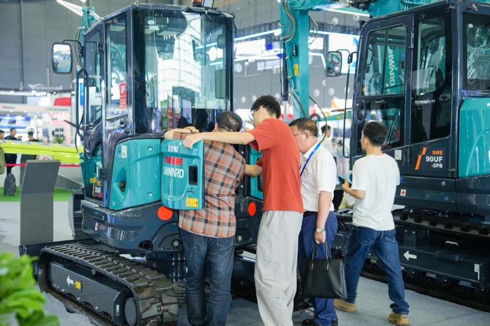 2025 CICEE | 从单一工具迈向多元化解决方案，呈现非凡挖掘机风采