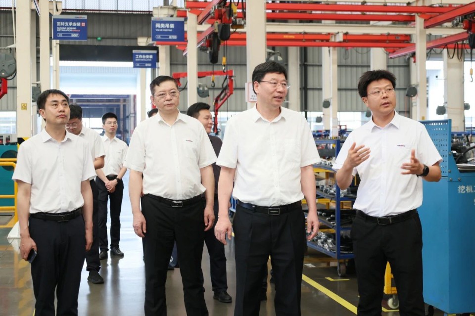 中国工程院院士、中南林业科技大学党委书记吴义强一行到开展访企拓岗活动