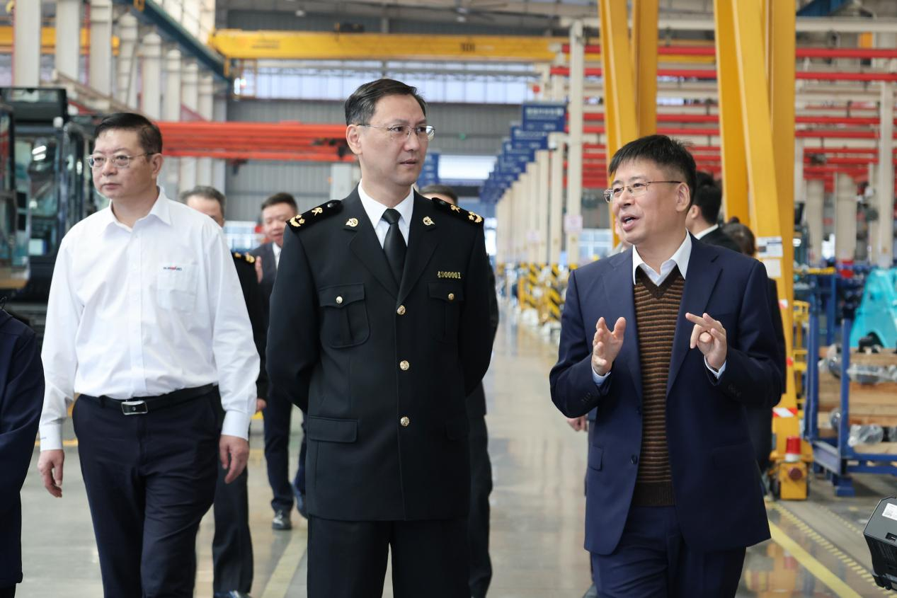 长沙海关关长、党委书记顾炯调研