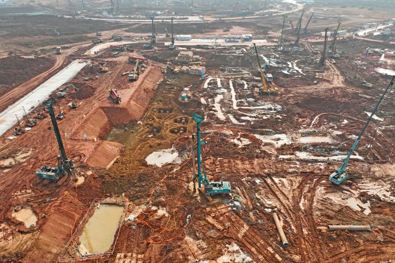 刷新“进度条”、构筑新地标！旋挖集群助力长沙奥体中心建设